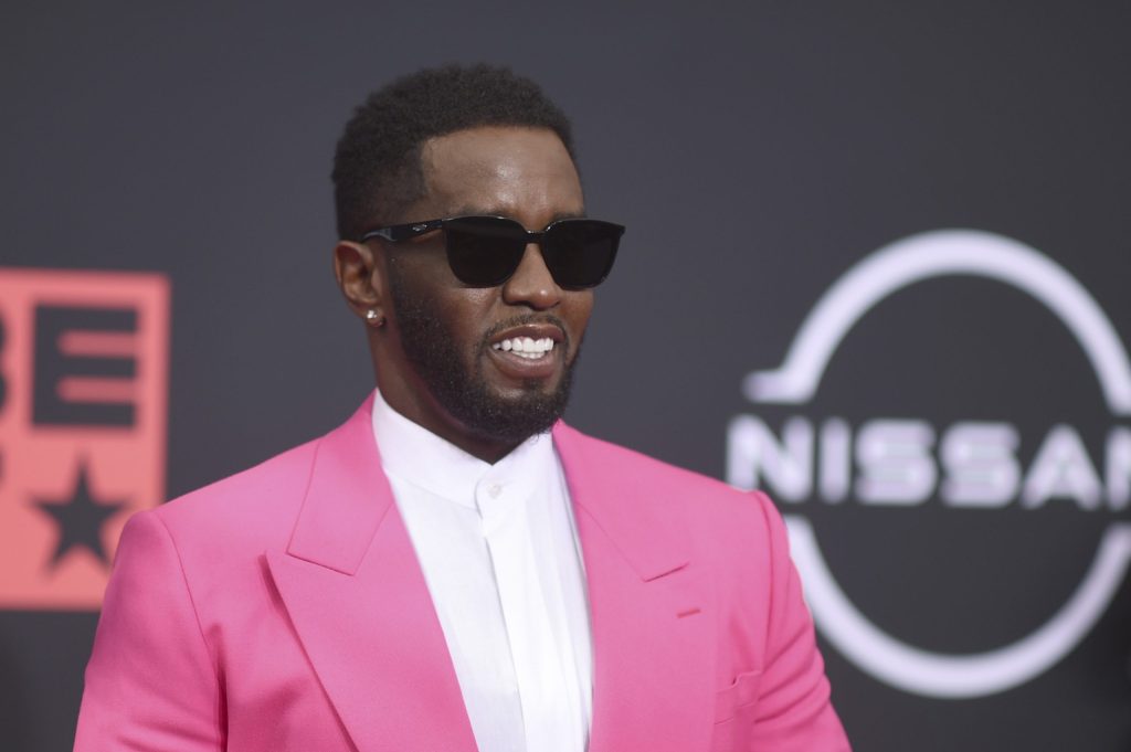 Mulher que acusa Jay Z e Sean Diddy Combs de estupro fala em ‘inconsistências’ no processo