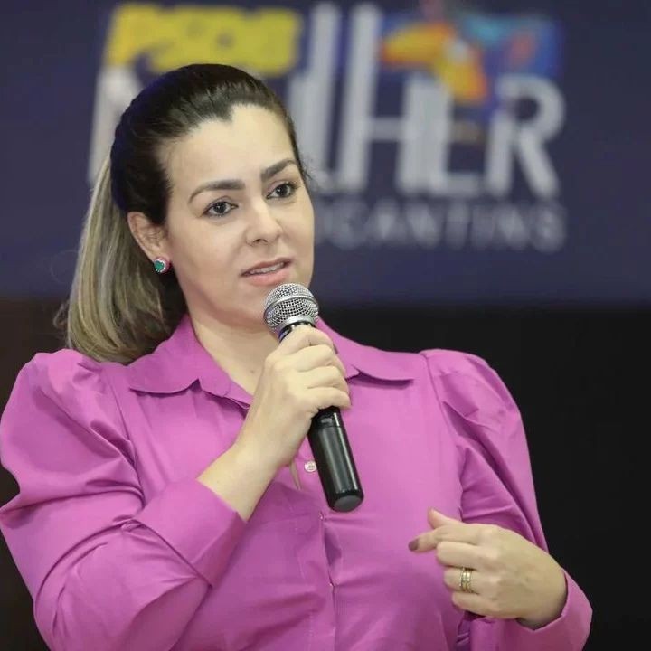 Prefeita Cinthia Ribeiro cumpriu sete de 36 promessas durante os quatro anos de mandato; Veja quais