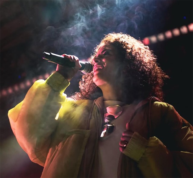 Céu estreia no Rio show em que festeja os 20 anos do primeiro álbum, marco inaugural da cena indie do século XXI