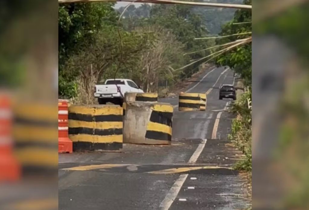 Ponte que liga cidades do TO está afundando e preocupa população: ‘Brechas na estrutura chegam a um palmo’, diz vereador