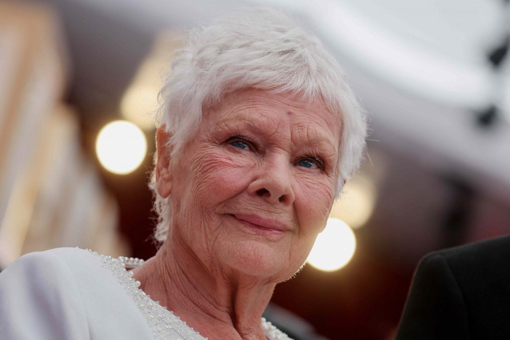 Judi Dench defende Harvey Weinstein, condenado por estupro: ‘Já pagou pelo que fez’