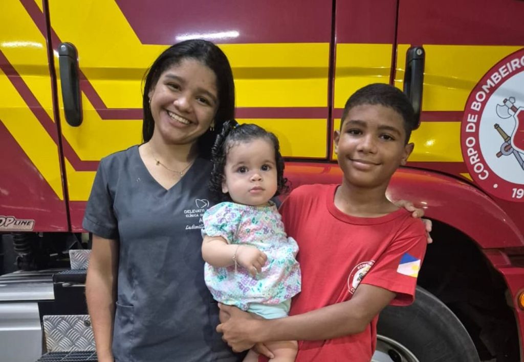 Adolescente de 13 anos salva a vida de sobrinha após passar por curso de bombeiro mirim no TO