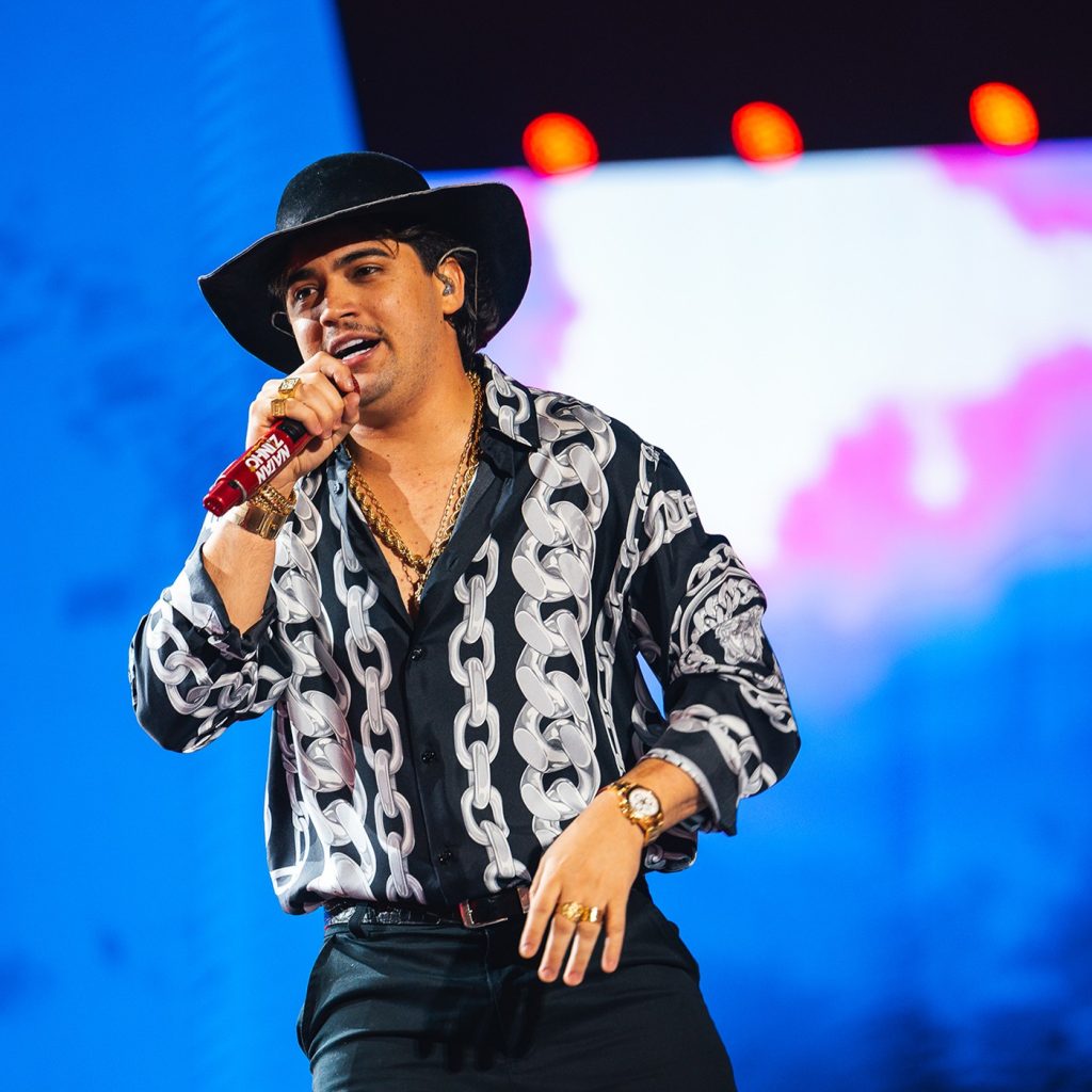Natanzinho Lima destrói sucesso de Cássia Eller entre as músicas inéditas do álbum ao vivo ‘Na liga em Sampa’