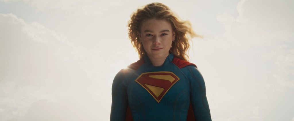Em ‘Supergirl’, carisma de Milly Alcock voa alto acima de aventura repetitiva e vilão genérico; g1 já viu