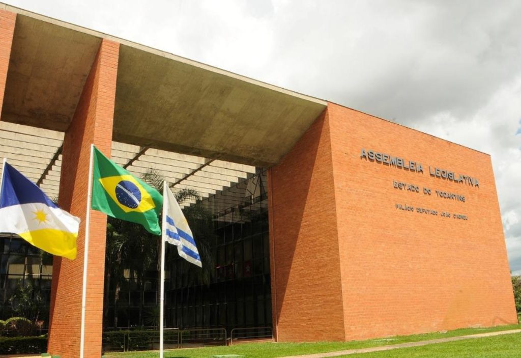 Justiça condena ex-servidores da Assembleia do TO por esquema de ‘funcionário fantasma’